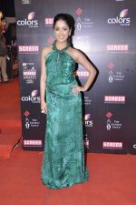 Yami Gautam at Screen Awards red carpet in Mumbai on 12th Jan 2013 (60).JPG